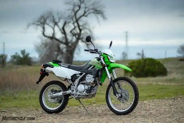 2021 川崎klx300 评测 – 第一感受