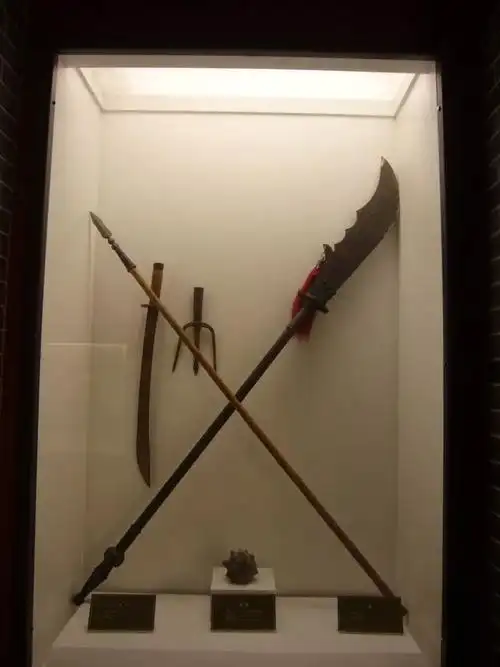 曾经砍得荷兰人落花流水,明清军队爱用的斩马刀什么样?