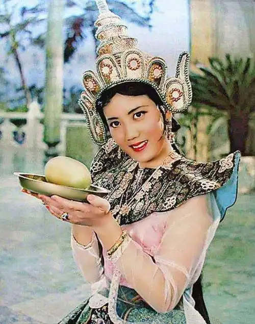 电影《孔雀公主》剧照欣赏,北京电影制片厂,上海美术电影制片厂1982年