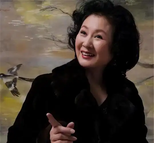 回顾著名演员黄晓娟:痛失3位至亲,儿子是她的骄傲