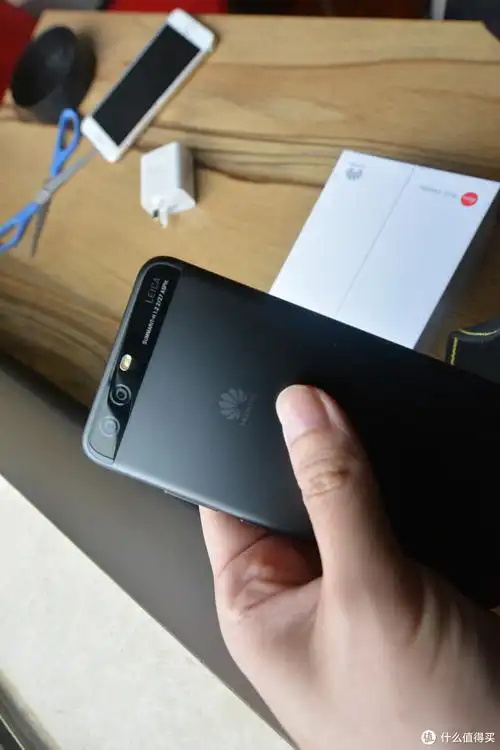 摄影抢眼的小屏旗舰 — huawei 华为 p10 双摄 全网通智能手机最长