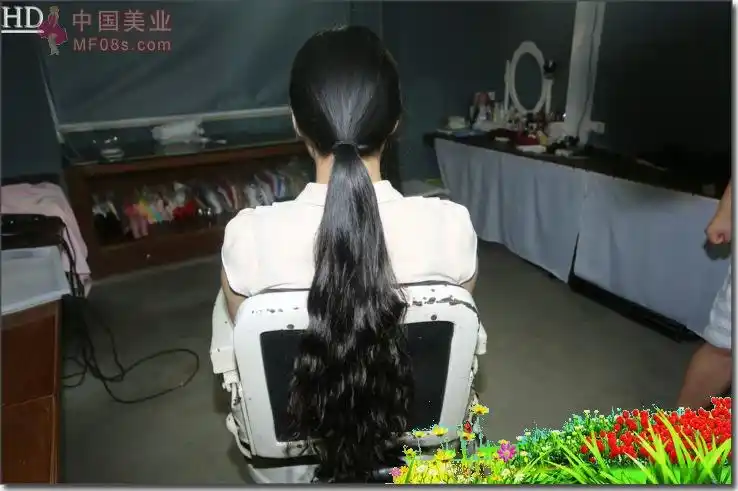 剪断长卷发剃个时尚bob-芳飞1167#(2)_中国长发