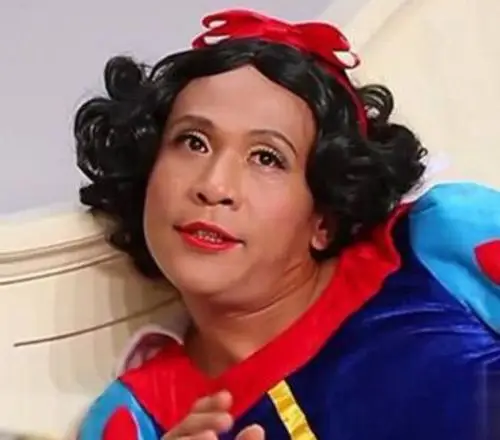 娱乐资讯:扮白雪公主的明星,范丞丞惊艳,宋小宝辣眼睛