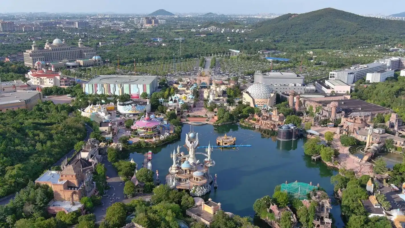 常州嬉戏谷|国庆专享.嬉戏谷全天99的和夜场69的国庆特惠赶 - 抖音