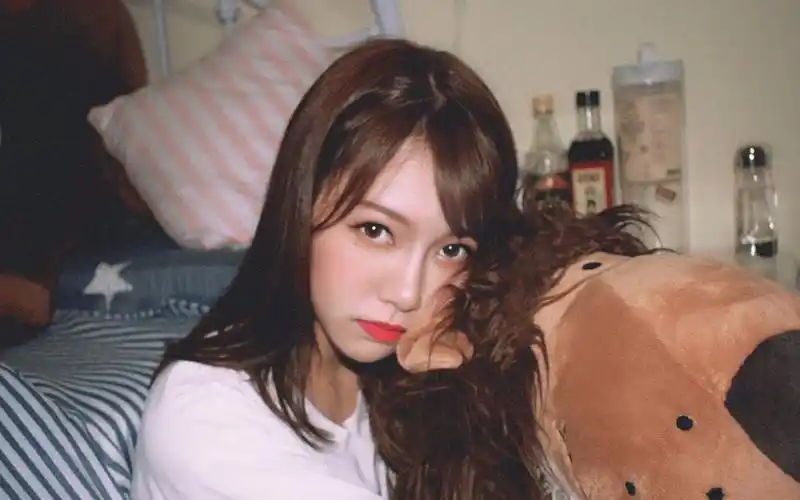 【gnz48-张琼予】少女偶像在浴室嚎啕大哭 竟然是因为.