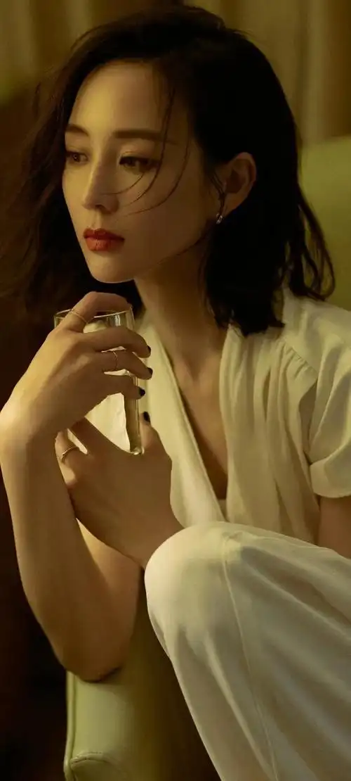 美女系列壁纸第35期-张钧甯