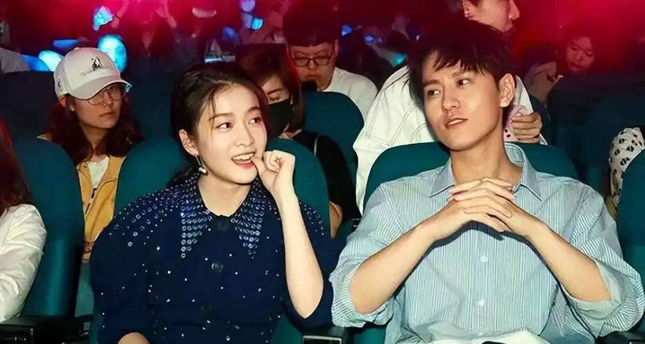 秦俊杰毛晓慧疑分手,女方发文表示单身,恋情曝光不到一年_杨紫_因为