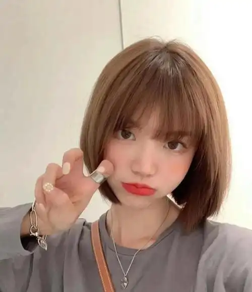 小乖乖短发,2021最火短发