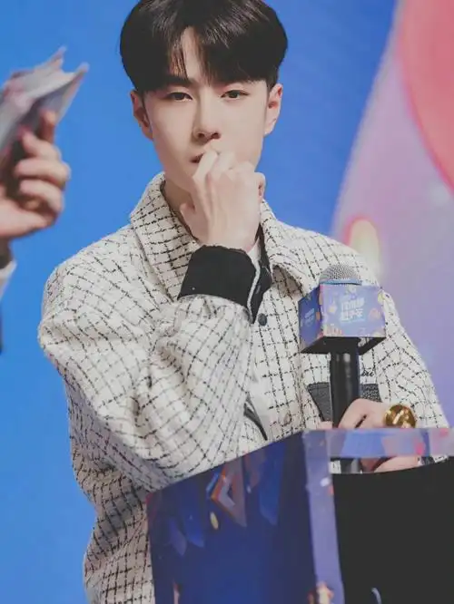 妈耶顺毛也太奶呼呼了吧站两秒战山为王