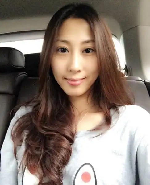 朱芳雨前妻胡美新欢唐子乔美艳私房照