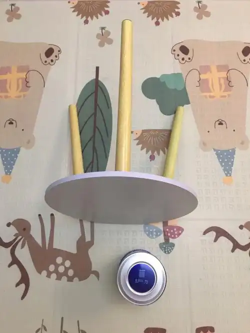 一张小桌子77奶粉罐变身儿童架子鼓09哈哈哈99音乐响起来#笔记