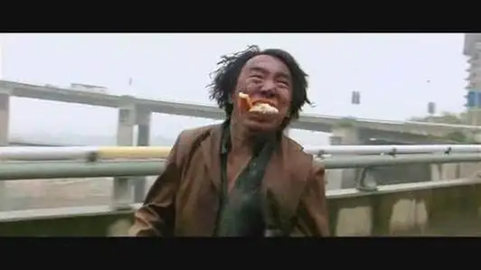 2006年,黄渤只是宁浩《疯狂的石头》里的一个小配角,就像他在电影中