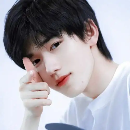 关注着迷宋亚轩2021-7-11 12:04来自小米note 3 拍人更美宋亚轩