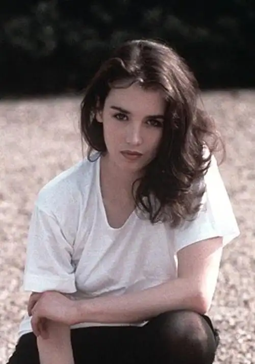 伊莎贝尔·阿佳妮,1955年6月27日出生于法国巴黎,法国女演员.[1]