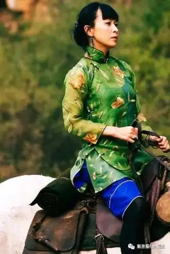 周韵不带杂念看邪不压正专访