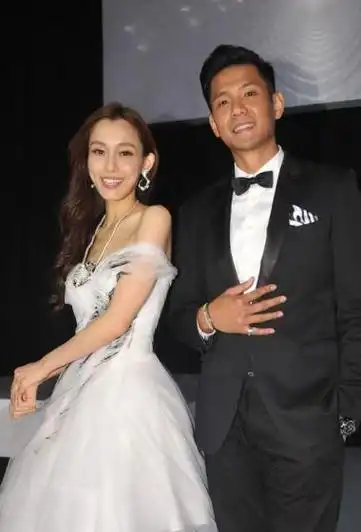 简介:范玮琪着婚纱亮相图片 牵手黑人陈建州大秀恩爱,分享一组陈建州