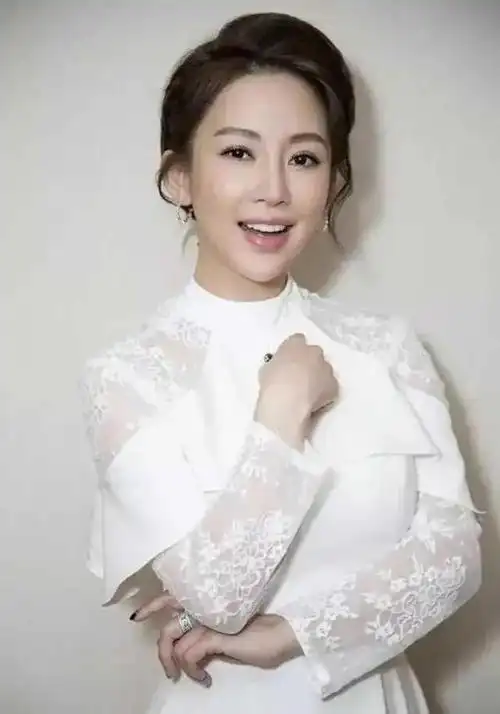 九球皇后是谁(九球天后潘晓婷个人资料简介)