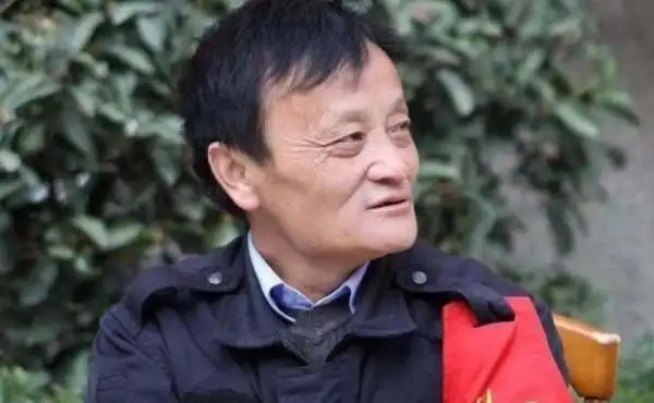 长得像马云的4位网红:第二位因长相暴富,而他却不想靠长相赚钱