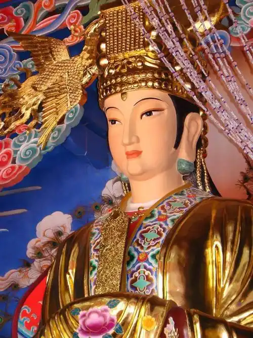 道教尊其为"护国庇民明著妙灵照应宏仁普济天后圣母太极元君","辅兜昭