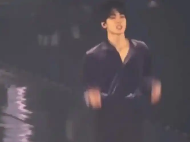 小镜装b顶胯是六梦最爱