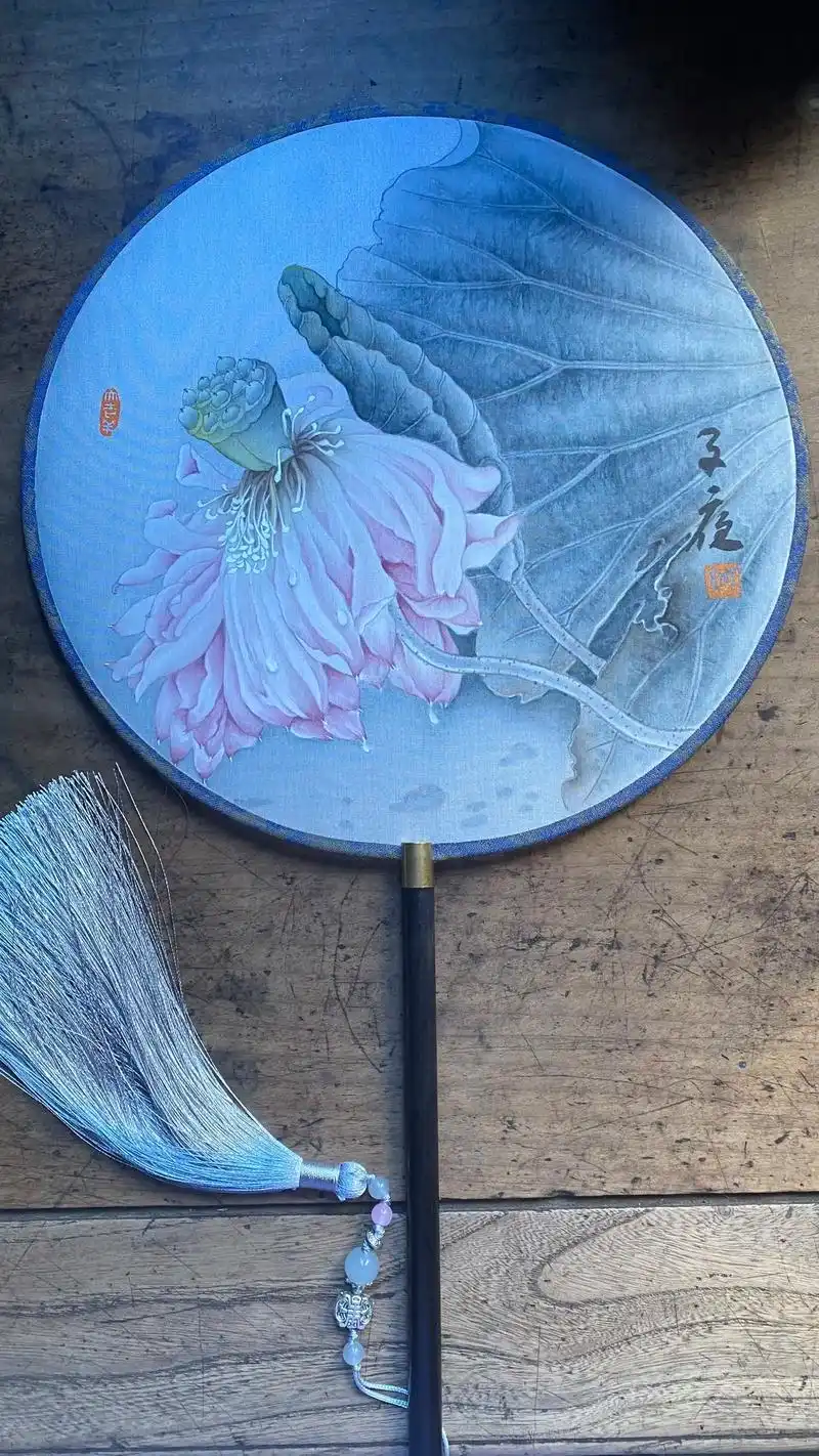 古风扇子 #工笔画 #传统文化 #团扇 - 抖音