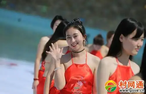 中国风形式的比基尼(图)