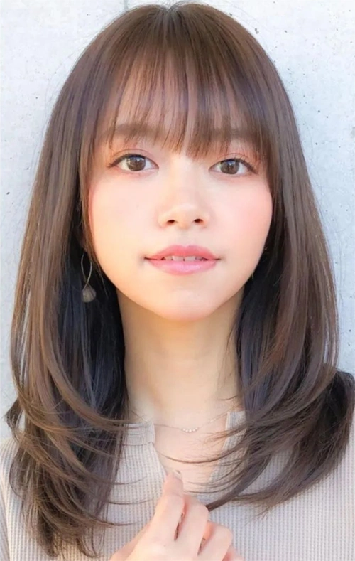 层次内扣梨花头 日系减龄中长发_梨花头 - 美发站