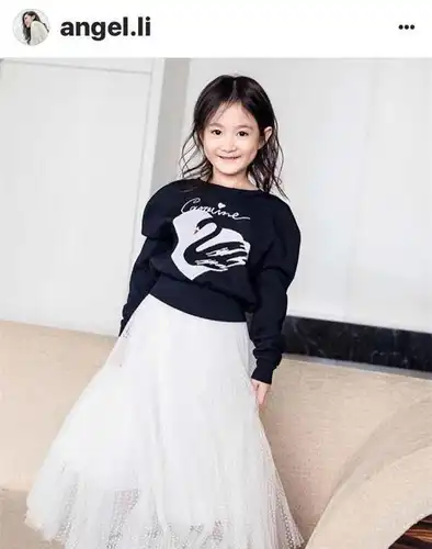 童星到底会不会长残?如今奥莉长大后出乎意料,美到令人不敢相信