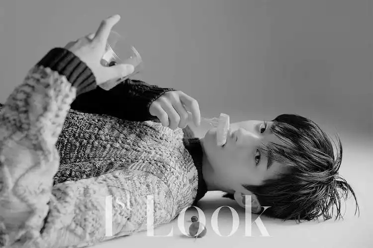 已开卑微安利404颜值投票第一清纯系小帅哥金旻奎