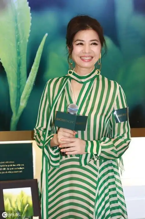 2019年4月29日,香港,钟楚红出席某保养品活动.(图片来自 ic photo)