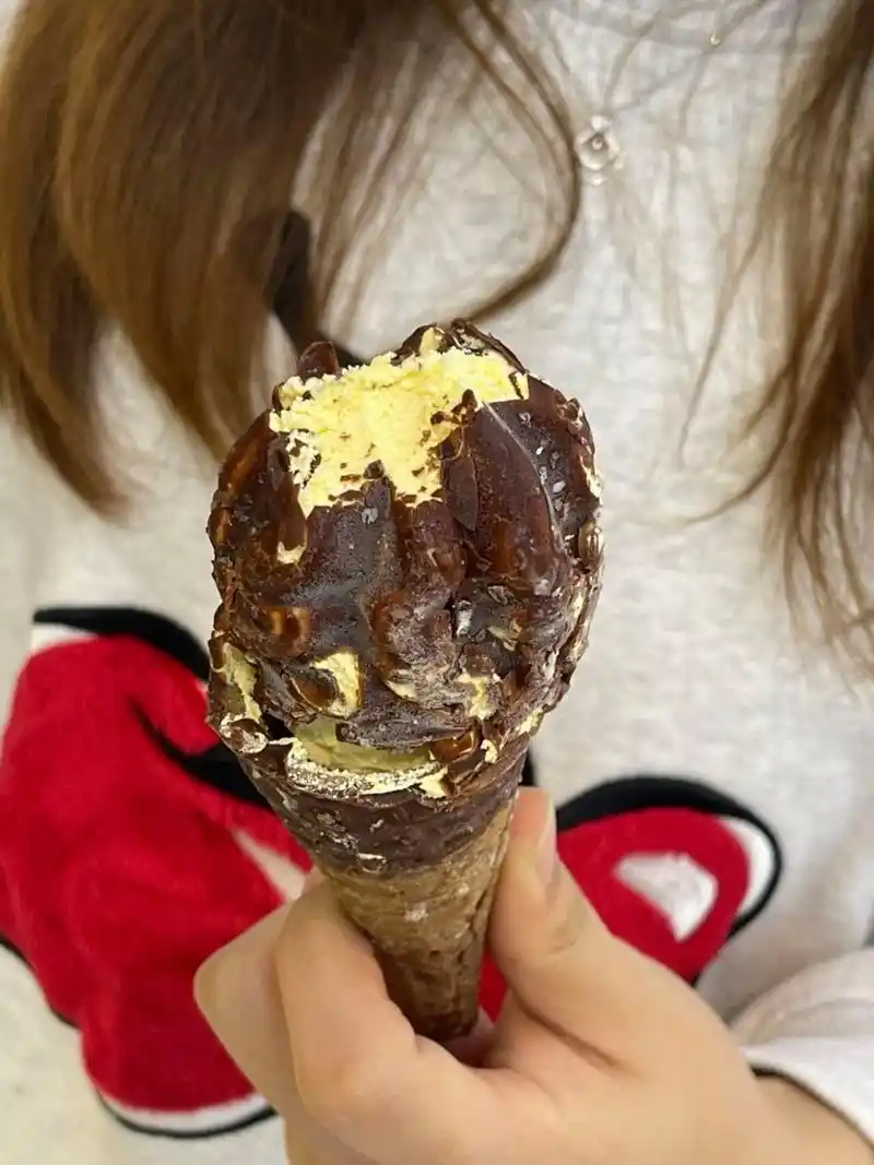 还记得童年这根大头雪糕🍦吗 多少人的童年回忆都有一根大头雪糕 9