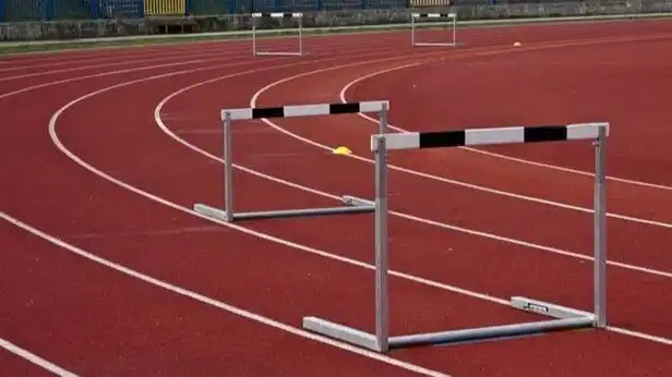 110米跨栏栏倒就算犯规吗