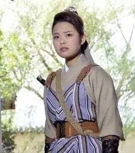 王莎莎挑战的角色乃"傻姑"是也~那这次就是直接扮演傻子了如果说她的