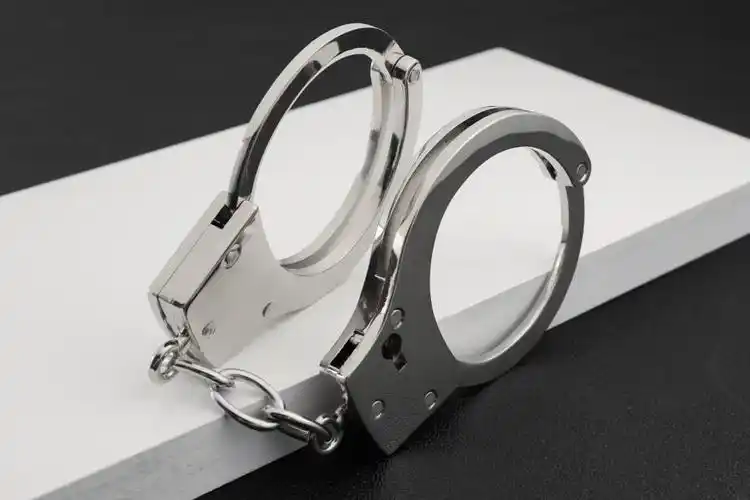 手铐警察真剧本杀手铐不锈钢加厚道具情侣cos玩具手铐玫瑰金影视演出