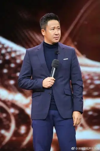 比如最近一期和刘奕君同台竞演,堪称神仙打架的另外三位演员:张国强