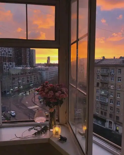 苹果原相机拍摄2021年7月28日843关注朋友圈背景图爬楼联盟圈子奇妙