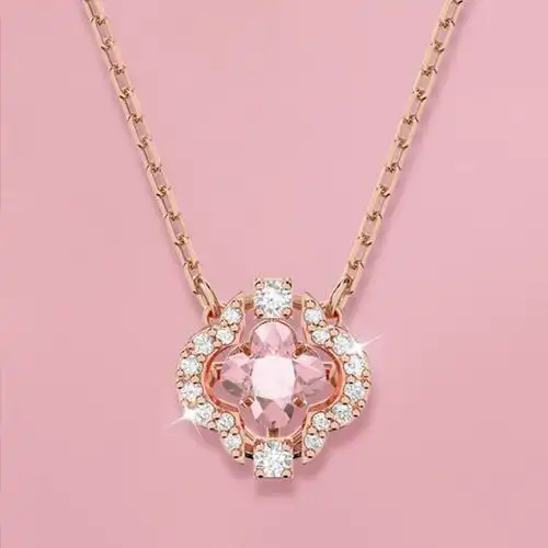 施华洛世奇swarovski粉色跳动的心花朵项链锁骨链送女朋友礼物送恋人