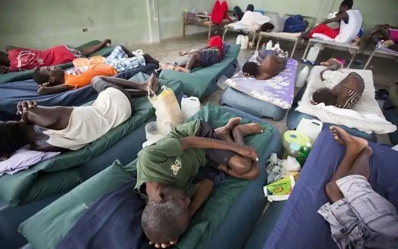 传染病的折磨,恶劣的环境已经导致海地监狱里的囚犯死亡人数急剧上升