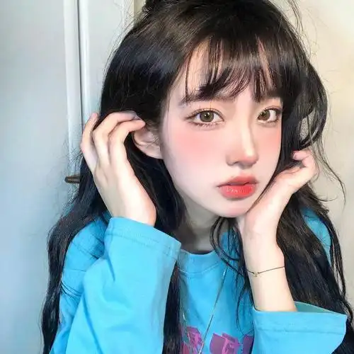 2021网红美女自拍头像,女生头像图片-回车桌面