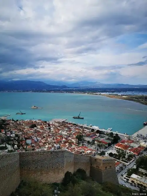 布拉干,也被称为布拉坎,是菲律宾的一个美丽城市,拥有丰富的历史,文化