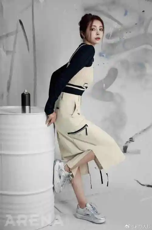 姜潮麦迪娜七夕酷玩大片##姜潮麦迪娜七夕甜蜜大片