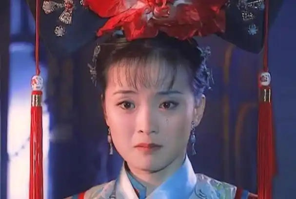 还珠格格中同样是演晴格格赵丽颖和王艳的差距到底在哪