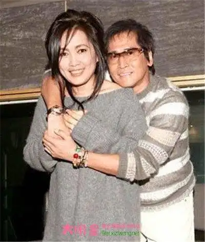 在2014年的时候,因为恩师李泰祥的去世,歌手齐豫还参加了慈善演唱会