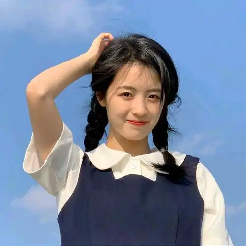 很好看的一位小姐姐当头像超好看