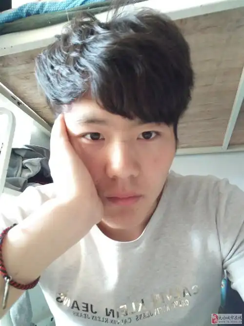 【帅男秀场】谢文斌 20岁 双子座 学生