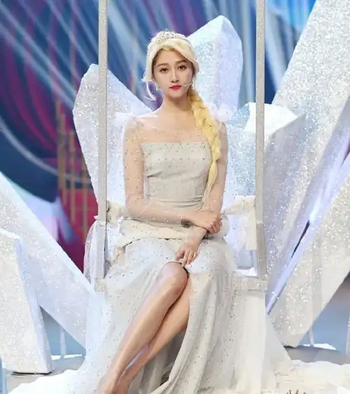 《王牌对王牌》嘉宾演唱改编歌曲,却把原唱歌手名称标错,引争议