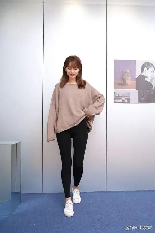 一体裤演绎不同时尚