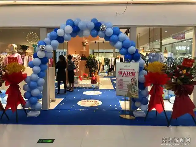 麦积区各大商场,超市在做好疫情防控工作的同时,推出各种优惠促销活动