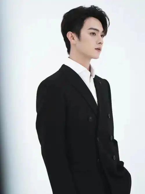 许凯神仙背景图