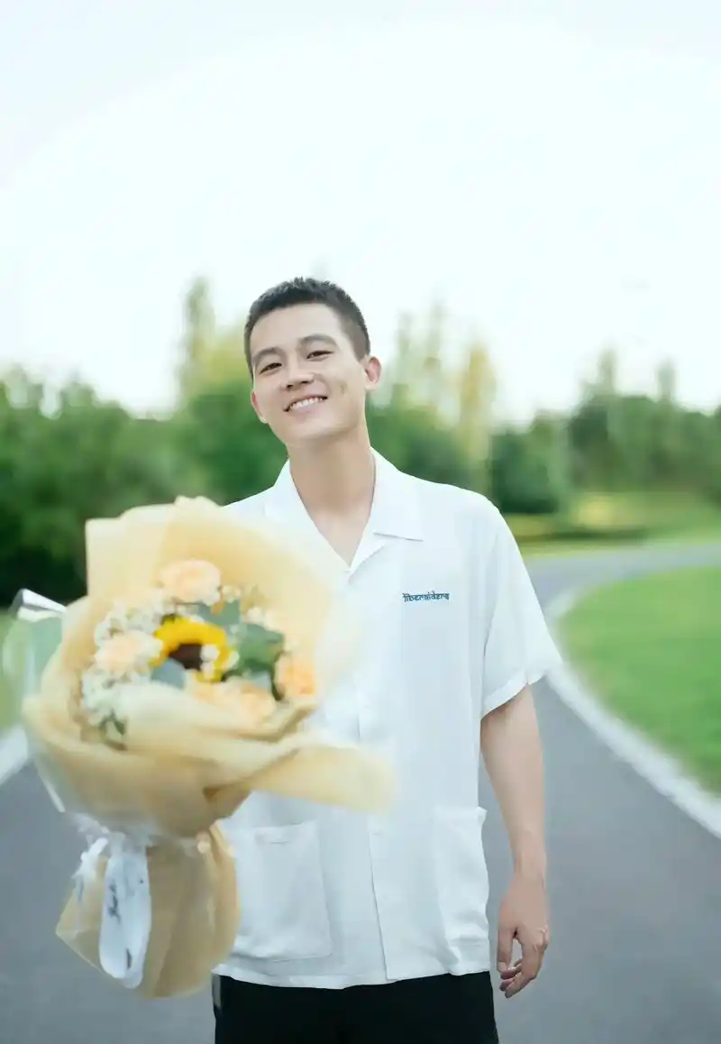 欧豪#笑容好治愈啊00 - 抖音